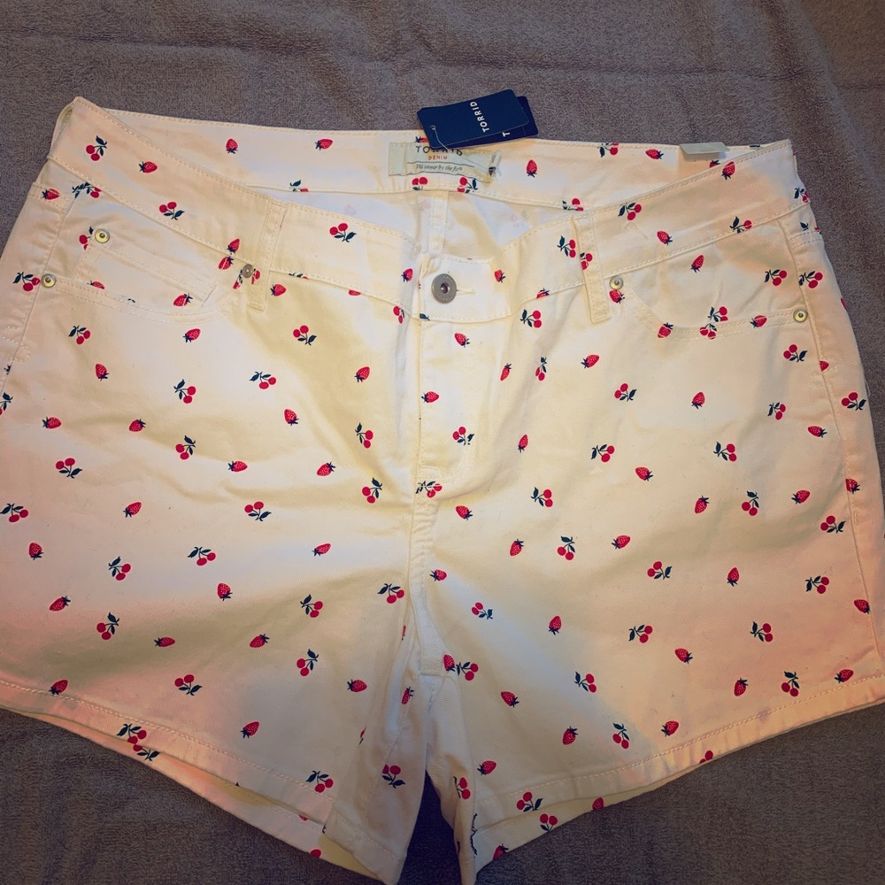 Classic Skinny Short